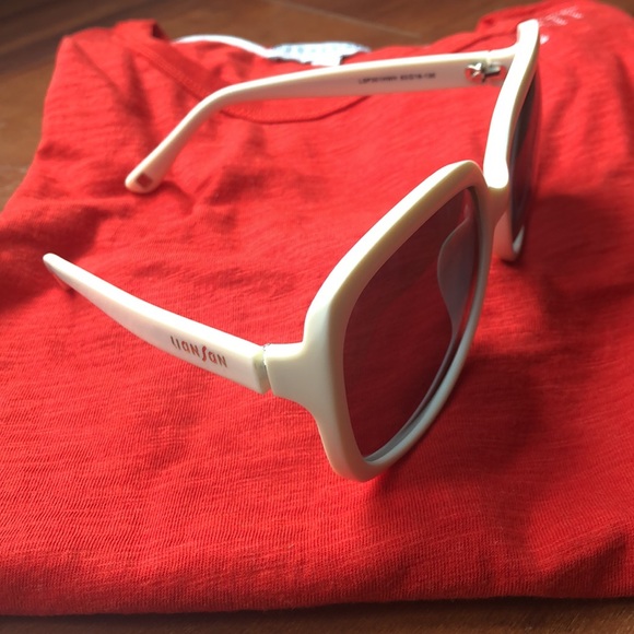 NEW OFF WHITE LIANSAN POLARIZED OVERSIZED SUNG… - Picture 8 of 8